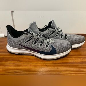 Nike Quest running